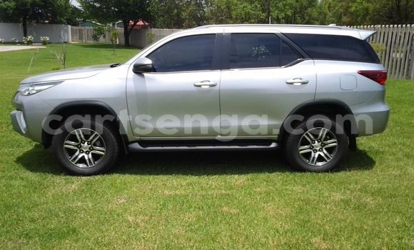 Buy Used Toyota Fortuner Silver Car in Ezulwini in Hhohho Buy Used Toyota Fortuner Silver Car in Ezulwini in Hhohho