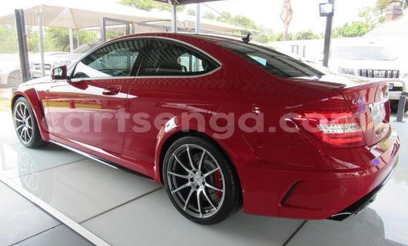 Nunua Ilio tumika Mercedes‒Benz C-klasse AMG Red Gari ndani ya Big Bend nchini Wilaya ya Lubombo Nunua Ilio tumika Mercedes‒Benz C-klasse AMG Red Gari ndani ya Big Bend nchini Wilaya ya Lubombo