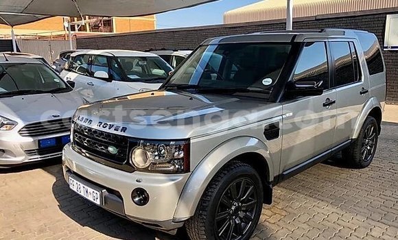 Buy Used Land Rover Discovery Silver Car in Mbabane in Manzini Buy Used Land Rover Discovery Silver Car in Mbabane in Manzini