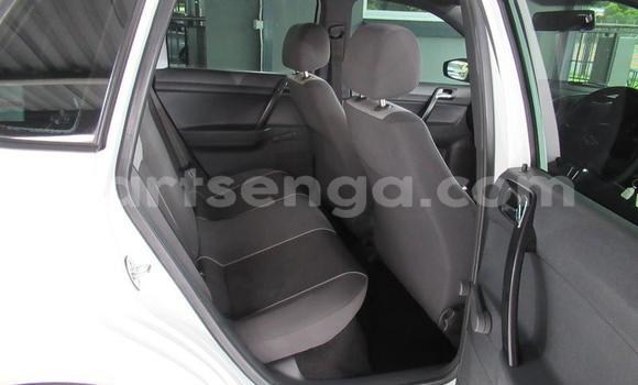Acheter Occasion Voiture Volkswagen Polo Blanc à Hlatikulu, Shiselweni District Acheter Occasion Voiture Volkswagen Polo Blanc à Hlatikulu, Shiselweni District