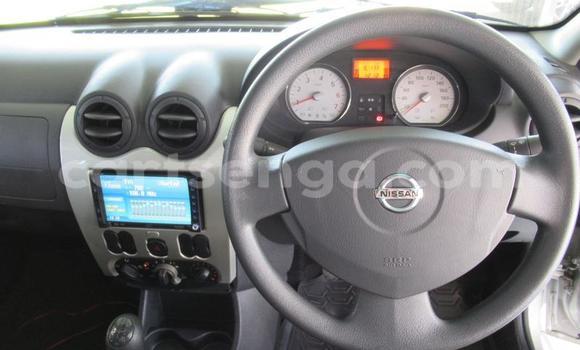 Nunua Ilio tumika Nissan NP 300 Silver Gari ndani ya Ezulwini nchini Hhohho Nunua Ilio tumika Nissan NP 300 Silver Gari ndani ya Ezulwini nchini Hhohho