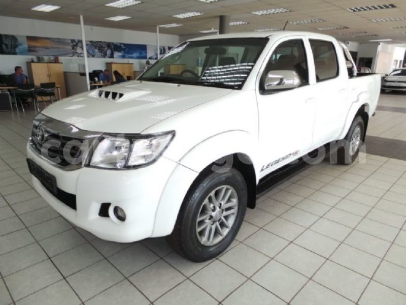 Big with watermark toyota hilux shiselweni district hlatikulu 13723