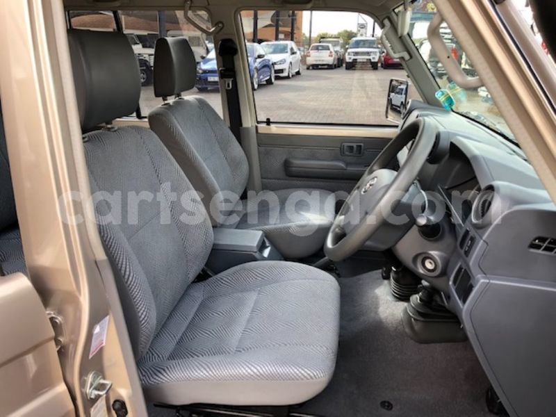 Big with watermark toyota land cruiser hhohho ezulwini 13724