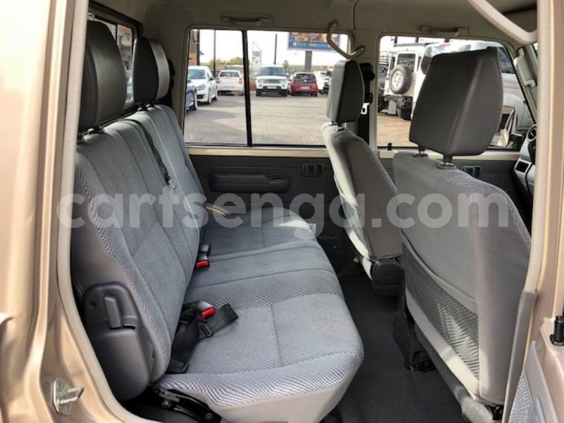 Big with watermark toyota land cruiser hhohho ezulwini 13724