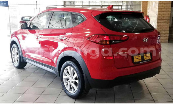 Acheter Occasion Voiture Hyundai Tucson Rouge à Big Bend, Lubombo Acheter Occasion Voiture Hyundai Tucson Rouge à Big Bend, Lubombo