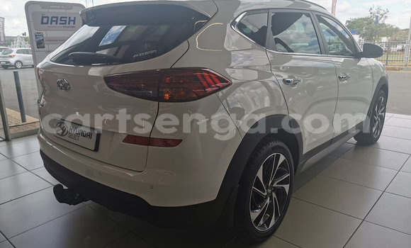 Acheter Occasion Voiture Hyundai Tucson Blanc à Big Bend, Lubombo Acheter Occasion Voiture Hyundai Tucson Blanc à Big Bend, Lubombo
