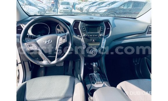 Nunua Imported Hyundai Santa Fe White Gari ndani ya Import - Dubai nchini Hhohho Nunua Imported Hyundai Santa Fe White Gari ndani ya Import - Dubai nchini Hhohho