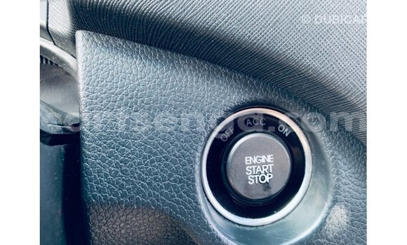 Nunua Imported Hyundai Santa Fe White Gari ndani ya Import - Dubai nchini Hhohho Nunua Imported Hyundai Santa Fe White Gari ndani ya Import - Dubai nchini Hhohho