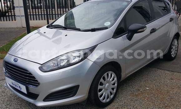 Nunua Ilio tumika Ford Fiesta Silver Gari ndani ya Hluti nchini Wilaya ya Shiselweni Nunua Ilio tumika Ford Fiesta Silver Gari ndani ya Hluti nchini Wilaya ya Shiselweni
