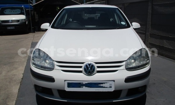 Acheter Occasion Voiture Volkswagen Golf Blanc à Bulembu, Hhohho Acheter Occasion Voiture Volkswagen Golf Blanc à Bulembu, Hhohho