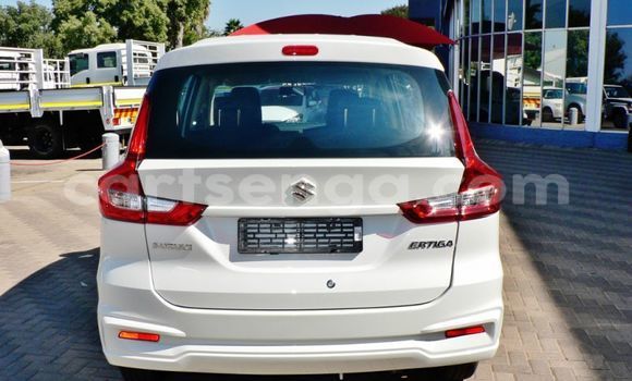 Nunua Ilio tumika Suzuki Ertiga White Gari ndani ya Big Bend nchini Wilaya ya Lubombo Nunua Ilio tumika Suzuki Ertiga White Gari ndani ya Big Bend nchini Wilaya ya Lubombo