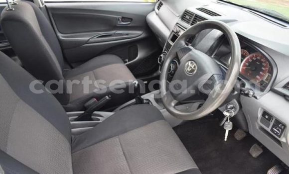 Acheter Occasion Voiture Toyota Avanza Blanc à Bulembu, Hhohho Acheter Occasion Voiture Toyota Avanza Blanc à Bulembu, Hhohho