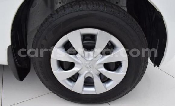 Acheter Occasion Voiture Toyota Avanza Blanc à Bulembu, Hhohho Acheter Occasion Voiture Toyota Avanza Blanc à Bulembu, Hhohho