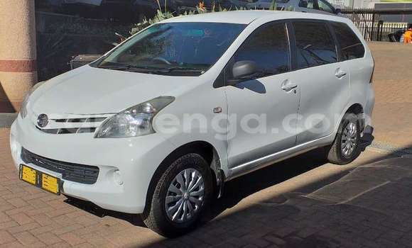 Nunua Ilio tumika Toyota Avanza White Gari ndani ya Bulembu nchini Hhohho Nunua Ilio tumika Toyota Avanza White Gari ndani ya Bulembu nchini Hhohho