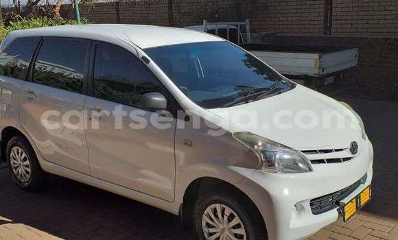 Nunua Ilio tumika Toyota Avanza White Gari ndani ya Bulembu nchini Hhohho Nunua Ilio tumika Toyota Avanza White Gari ndani ya Bulembu nchini Hhohho