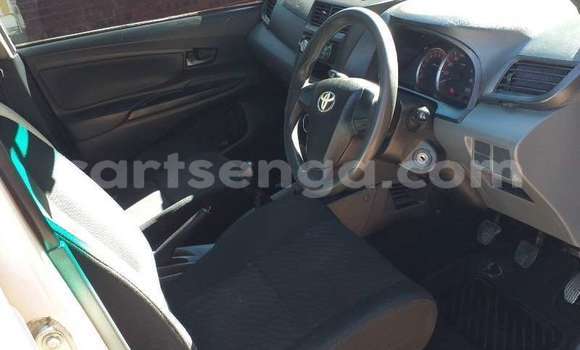 Nunua Ilio tumika Toyota Avanza White Gari ndani ya Bulembu nchini Hhohho Nunua Ilio tumika Toyota Avanza White Gari ndani ya Bulembu nchini Hhohho