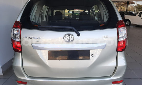 Acheter Occasion Voiture Toyota Avanza Gris à Hlatikulu, Shiselweni District Acheter Occasion Voiture Toyota Avanza Gris à Hlatikulu, Shiselweni District