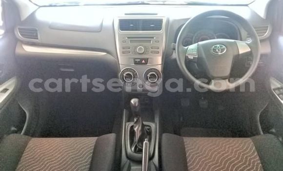 Acheter Occasion Voiture Toyota Avanza Gris à Hlatikulu, Shiselweni District Acheter Occasion Voiture Toyota Avanza Gris à Hlatikulu, Shiselweni District