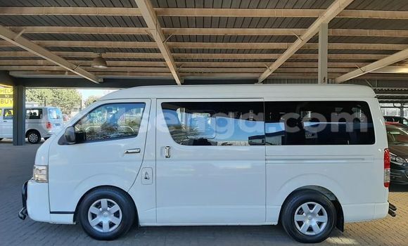 Acheter Occasion Voiture Toyota Hiace Blanc à Hluti, Shiselweni District Acheter Occasion Voiture Toyota Hiace Blanc à Hluti, Shiselweni District