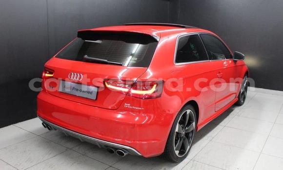 Acheter Occasion Voiture Audi S3 Rouge à Manzini, Manzini Acheter Occasion Voiture Audi S3 Rouge à Manzini, Manzini