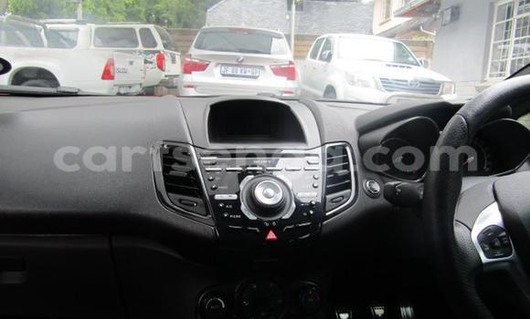 Acheter Occasion Voiture Ford Fiesta ST Rouge à Ezulwini, Hhohho Acheter Occasion Voiture Ford Fiesta ST Rouge à Ezulwini, Hhohho