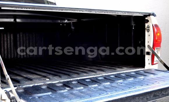 Acheter Occasion Voiture Toyota Hilux Blanc à Hluti, Shiselweni District Acheter Occasion Voiture Toyota Hilux Blanc à Hluti, Shiselweni District