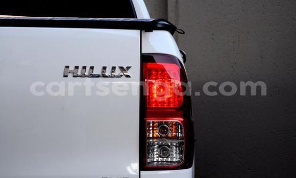 Acheter Occasion Voiture Toyota Hilux Blanc à Hluti, Shiselweni District Acheter Occasion Voiture Toyota Hilux Blanc à Hluti, Shiselweni District