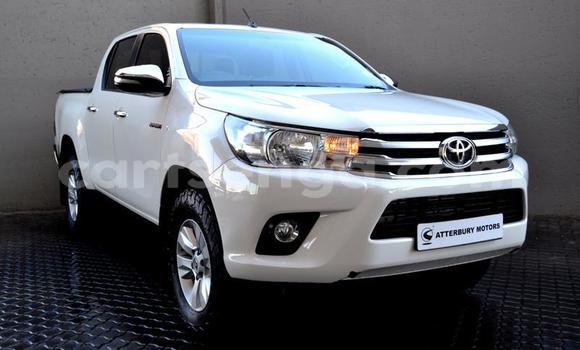 Acheter Occasion Voiture Toyota Hilux Blanc à Hluti, Shiselweni District Acheter Occasion Voiture Toyota Hilux Blanc à Hluti, Shiselweni District