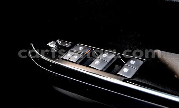 Acheter Occasion Voiture Toyota Hilux Blanc à Hluti, Shiselweni District Acheter Occasion Voiture Toyota Hilux Blanc à Hluti, Shiselweni District