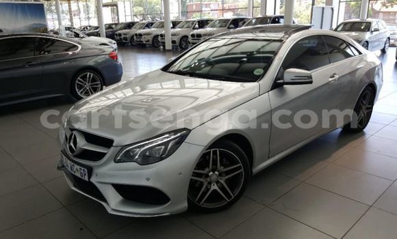 Acheter Occasion Voiture Mercedes‒Benz E-klasse AMG Gris à Bulembu, Hhohho Acheter Occasion Voiture Mercedes‒Benz E-klasse AMG Gris à Bulembu, Hhohho