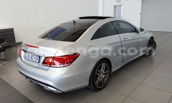 Acheter Occasion Voiture Mercedes‒Benz E-klasse AMG Gris à Bulembu, Hhohho Acheter Occasion Voiture Mercedes‒Benz E-klasse AMG Gris à Bulembu, Hhohho
