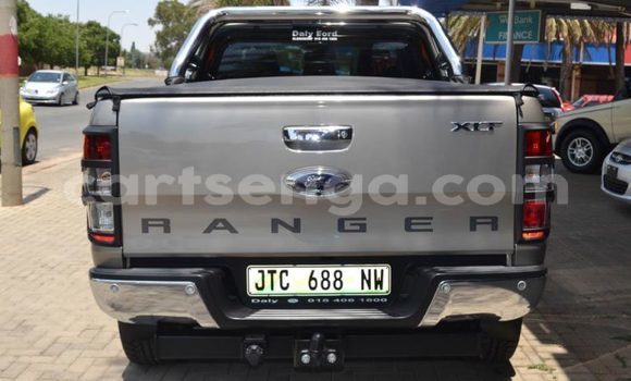 Nunua Ilio tumika Ford Ranger Brown Gari ndani ya Bulembu nchini Hhohho Nunua Ilio tumika Ford Ranger Brown Gari ndani ya Bulembu nchini Hhohho