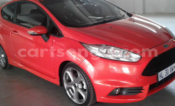 Acheter Occasion Voiture Ford Fiesta ST Rouge à Bulembu, Hhohho Acheter Occasion Voiture Ford Fiesta ST Rouge à Bulembu, Hhohho