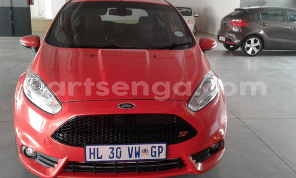 Acheter Occasion Voiture Ford Fiesta ST Rouge à Bulembu, Hhohho Acheter Occasion Voiture Ford Fiesta ST Rouge à Bulembu, Hhohho