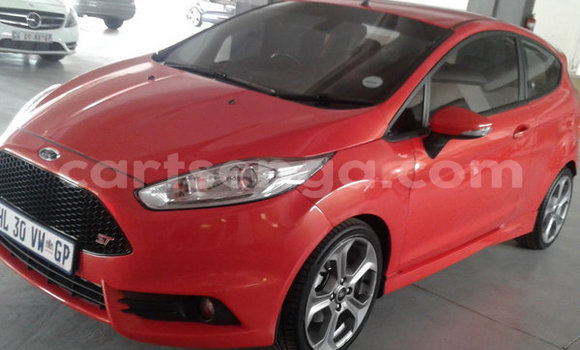 Acheter Occasion Voiture Ford Fiesta ST Rouge à Bulembu, Hhohho Acheter Occasion Voiture Ford Fiesta ST Rouge à Bulembu, Hhohho