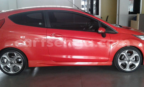 Acheter Occasion Voiture Ford Fiesta ST Rouge à Bulembu, Hhohho Acheter Occasion Voiture Ford Fiesta ST Rouge à Bulembu, Hhohho