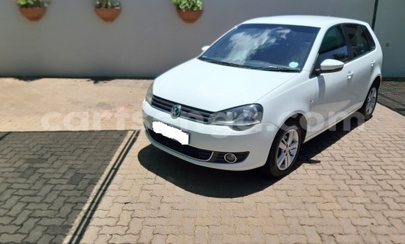 Acheter Occasion Voiture Volkswagen Polo Blanc à Ezulwini, Hhohho Acheter Occasion Voiture Volkswagen Polo Blanc à Ezulwini, Hhohho