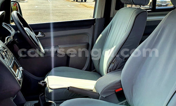 Acheter Occasion Voiture Volkswagen Caddy Gris à Ezulwini, Hhohho Acheter Occasion Voiture Volkswagen Caddy Gris à Ezulwini, Hhohho