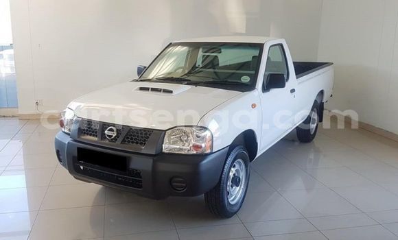 Buy Used Nissan NP 300 White Car in Manzini in Manzini Buy Used Nissan NP 300 White Car in Manzini in Manzini