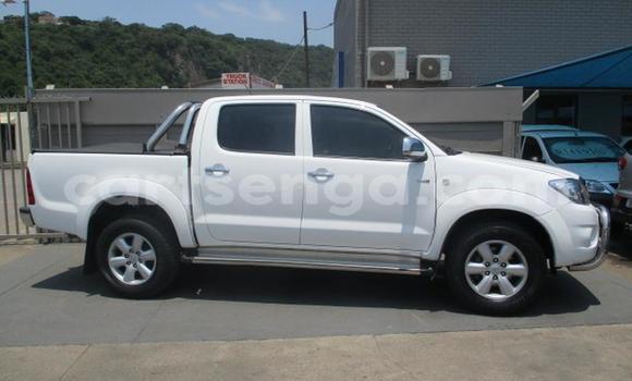 Buy Used Toyota Hilux White Car in Manzini in Manzini Buy Used Toyota Hilux White Car in Manzini in Manzini