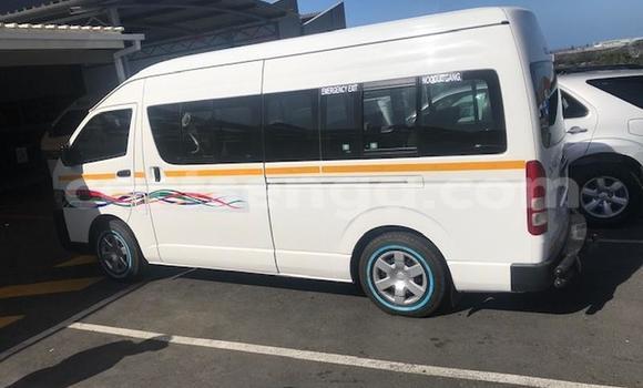 Acheter Occasion Voiture Toyota Hiace Blanc à Manzini, Manzini Acheter Occasion Voiture Toyota Hiace Blanc à Manzini, Manzini