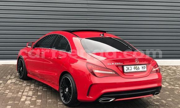 Nunua Ilio tumika Mercedes‒Benz C–Class Red Gari ndani ya Manzini nchini Manzini Nunua Ilio tumika Mercedes‒Benz C–Class Red Gari ndani ya Manzini nchini Manzini