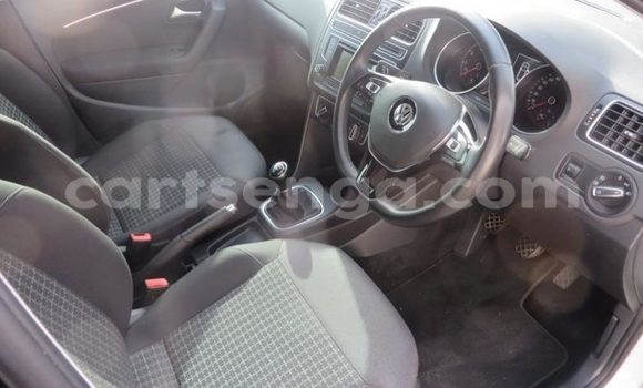 Acheter Occasion Voiture Volkswagen Polo Blanc à Bulembu, Hhohho Acheter Occasion Voiture Volkswagen Polo Blanc à Bulembu, Hhohho