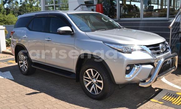 Buy Used Toyota Fortuner Silver Car in Ezulwini in Hhohho Buy Used Toyota Fortuner Silver Car in Ezulwini in Hhohho