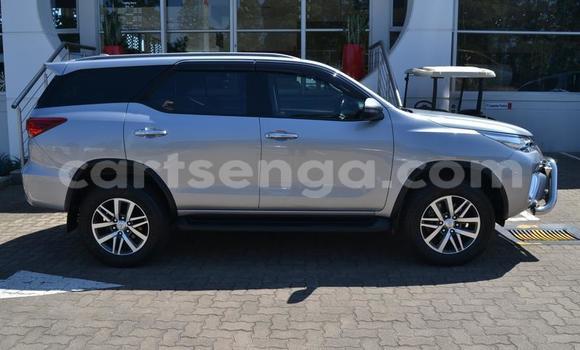Buy Used Toyota Fortuner Silver Car in Ezulwini in Hhohho Buy Used Toyota Fortuner Silver Car in Ezulwini in Hhohho