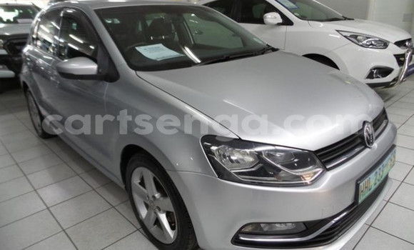 Nunua Ilio tumika Volkswagen Polo White Gari ndani ya Bulembu nchini Hhohho Nunua Ilio tumika Volkswagen Polo White Gari ndani ya Bulembu nchini Hhohho