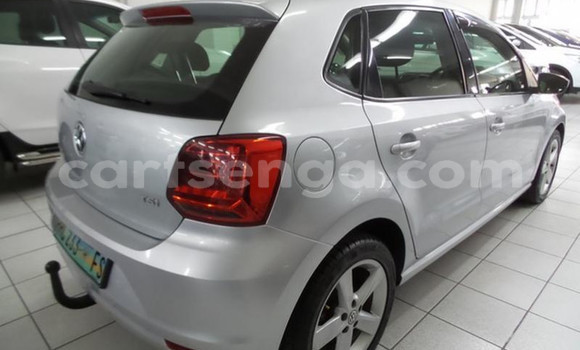 Nunua Ilio tumika Volkswagen Polo White Gari ndani ya Bulembu nchini Hhohho Nunua Ilio tumika Volkswagen Polo White Gari ndani ya Bulembu nchini Hhohho