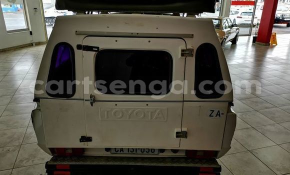 Acheter Occasion Voiture Toyota Hilux Blanc à Big Bend, Lubombo District Acheter Occasion Voiture Toyota Hilux Blanc à Big Bend, Lubombo District