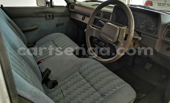 Acheter Occasion Voiture Toyota Hilux Blanc à Big Bend, Lubombo District Acheter Occasion Voiture Toyota Hilux Blanc à Big Bend, Lubombo District