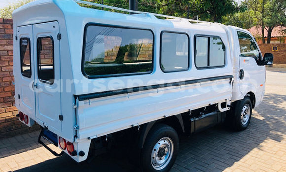 Acheter Occasion Voiture Kia K3 Blanc à Ezulwini, Hhohho Acheter Occasion Voiture Kia K3 Blanc à Ezulwini, Hhohho